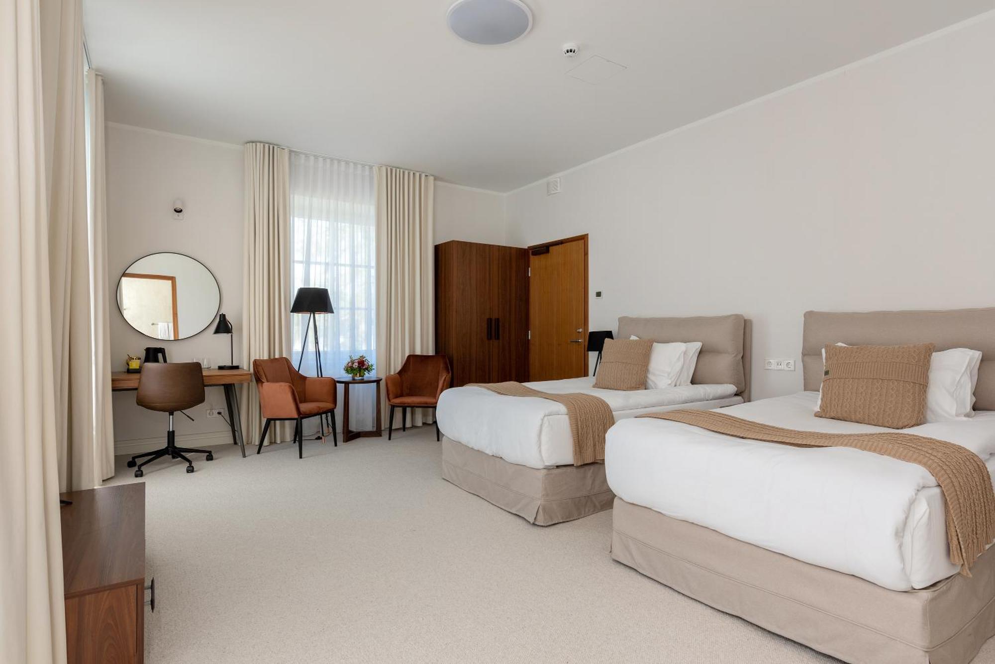 The Manor Sports & Spa Torva Экстерьер фото