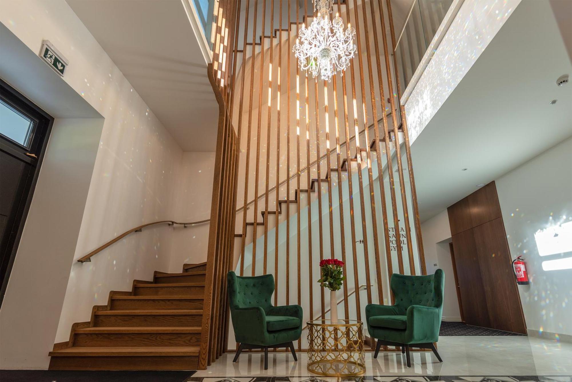 The Manor Sports & Spa Torva Экстерьер фото