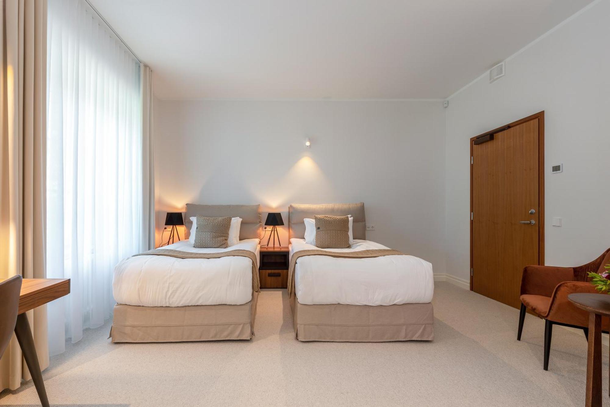 The Manor Sports & Spa Torva Экстерьер фото