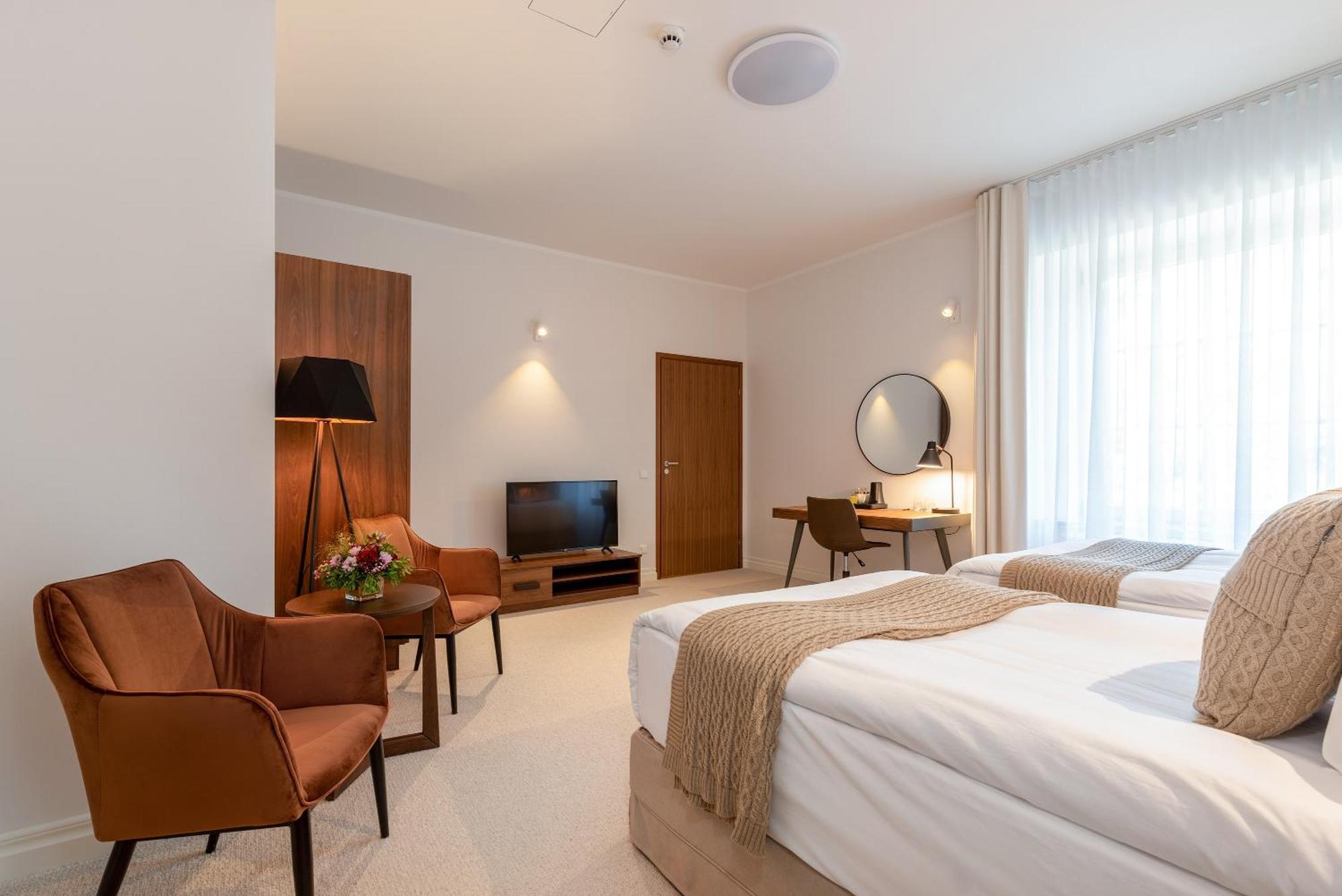 The Manor Sports & Spa Torva Экстерьер фото