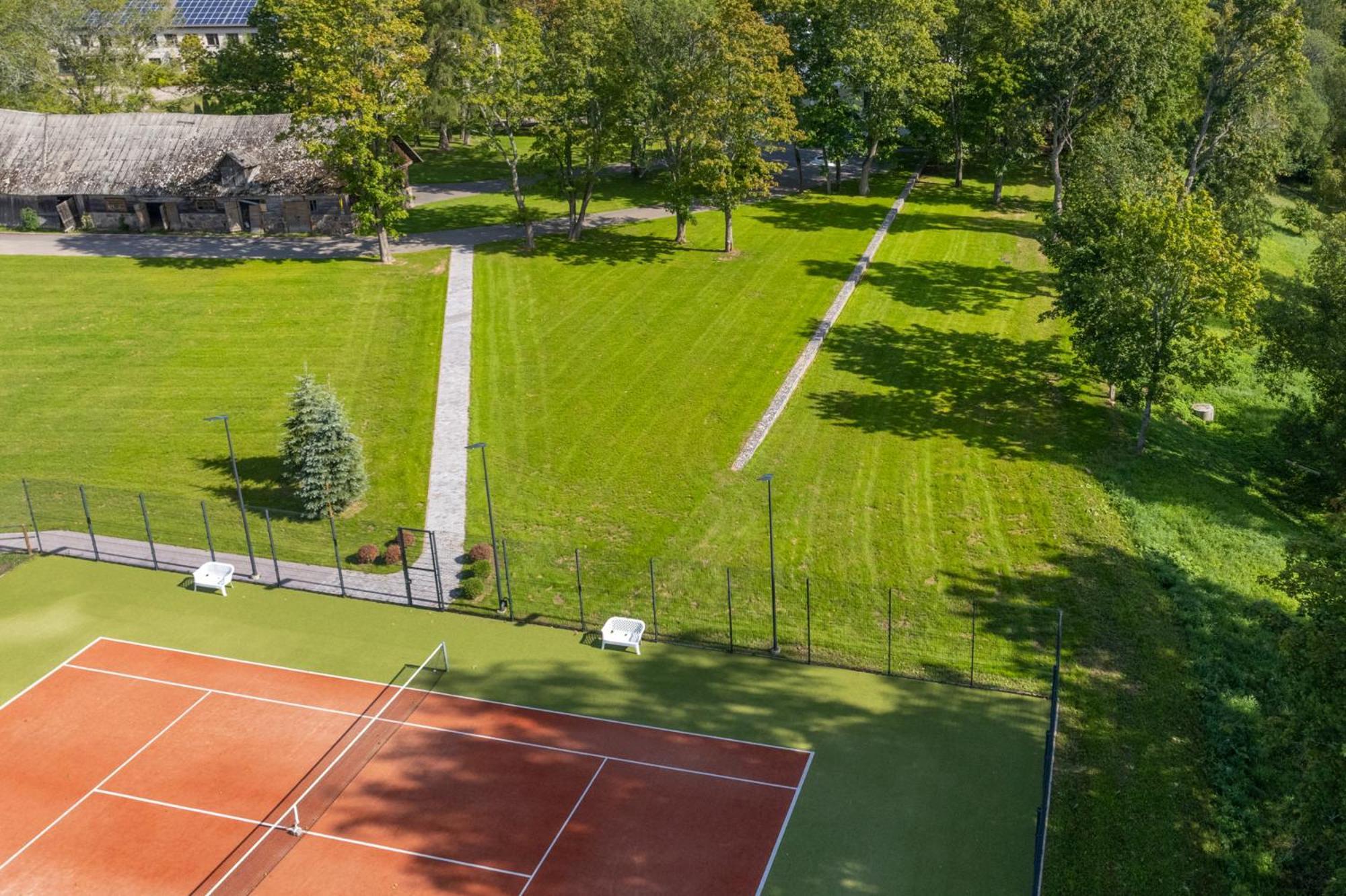 The Manor Sports & Spa Torva Экстерьер фото